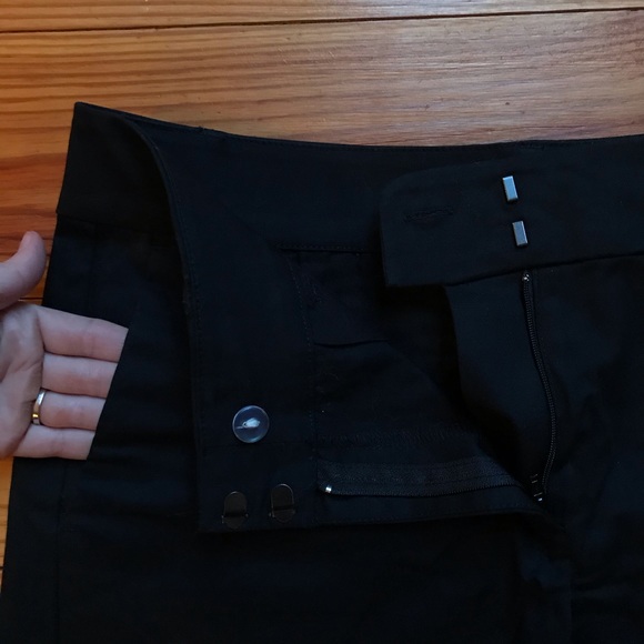 Ann Taylor Factory Black Cotton Shorts, EUC, 6 - Picture 3 of 9